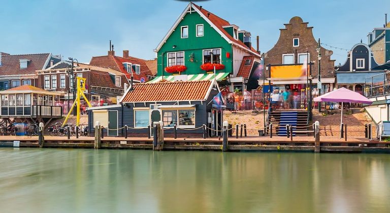 Mon Amour – The Story of BZN — muziek in Beverwijk